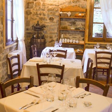 Bed and Breakfast Il Cappellaio Matto Montalto Ligure Экстерьер фото