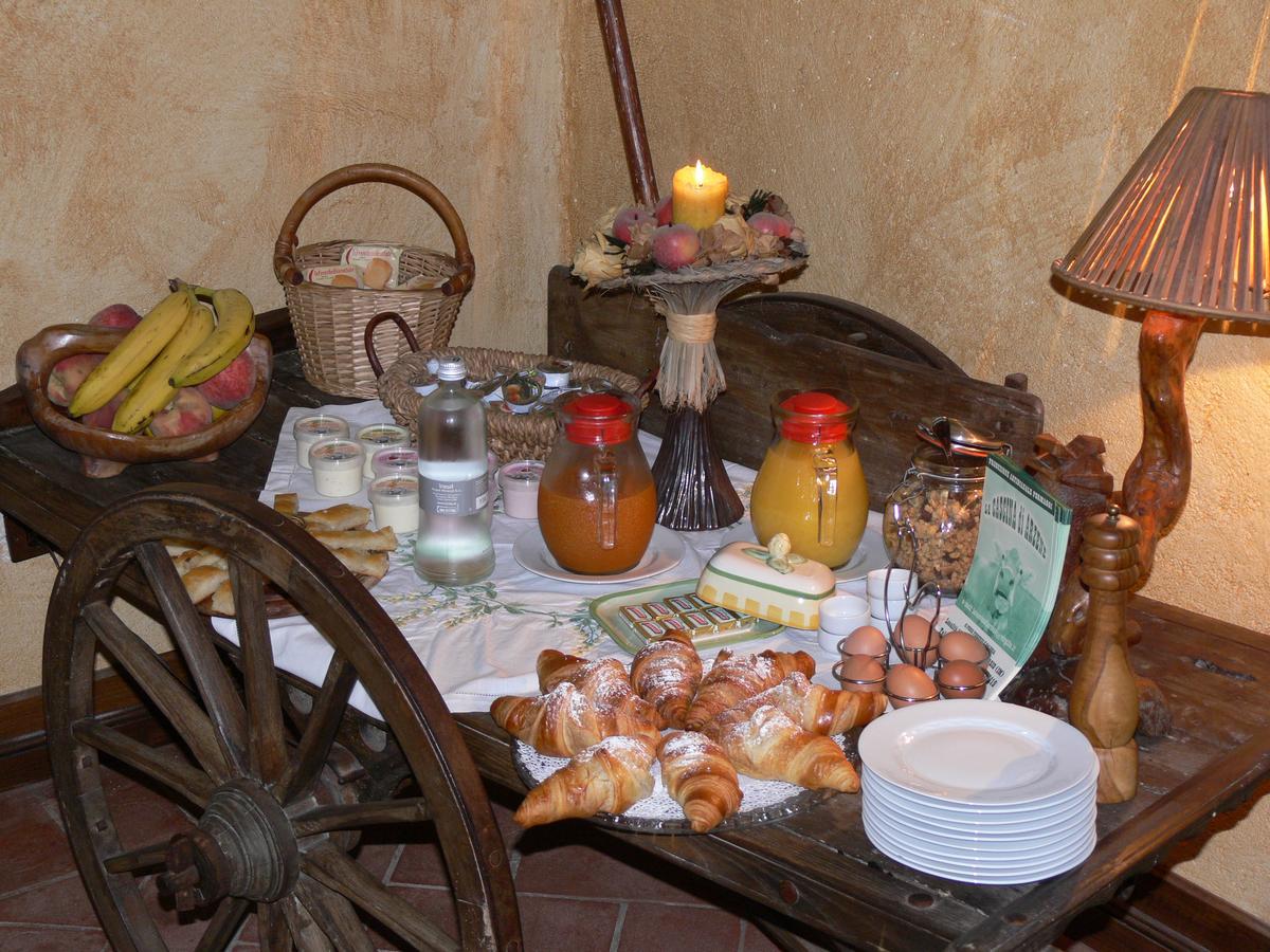 Bed and Breakfast Il Cappellaio Matto Montalto Ligure Экстерьер фото