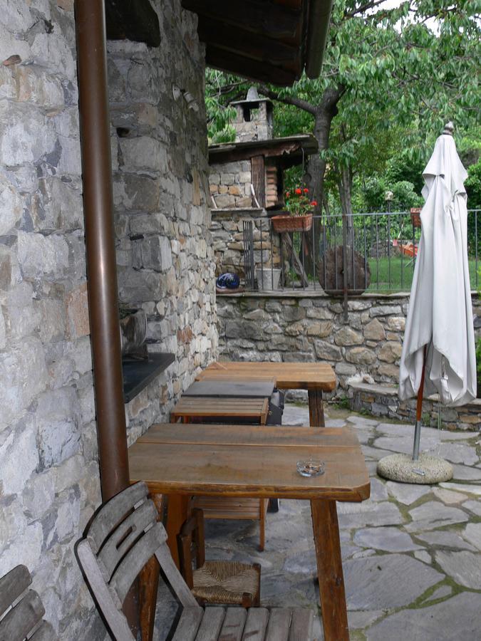 Bed and Breakfast Il Cappellaio Matto Montalto Ligure Экстерьер фото