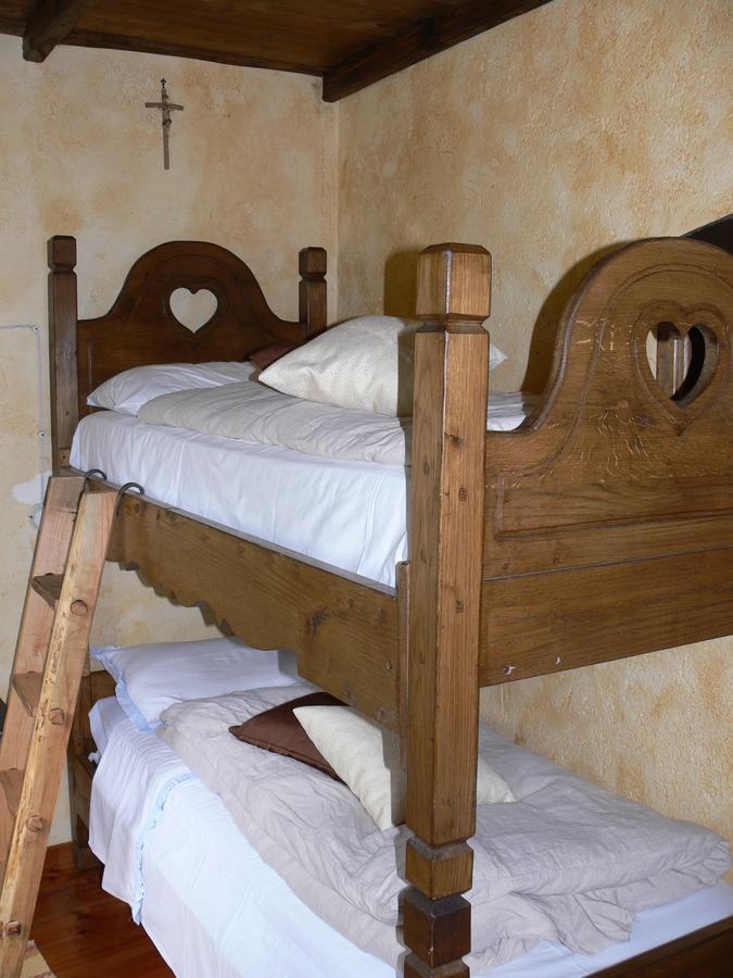 Bed and Breakfast Il Cappellaio Matto Montalto Ligure Экстерьер фото