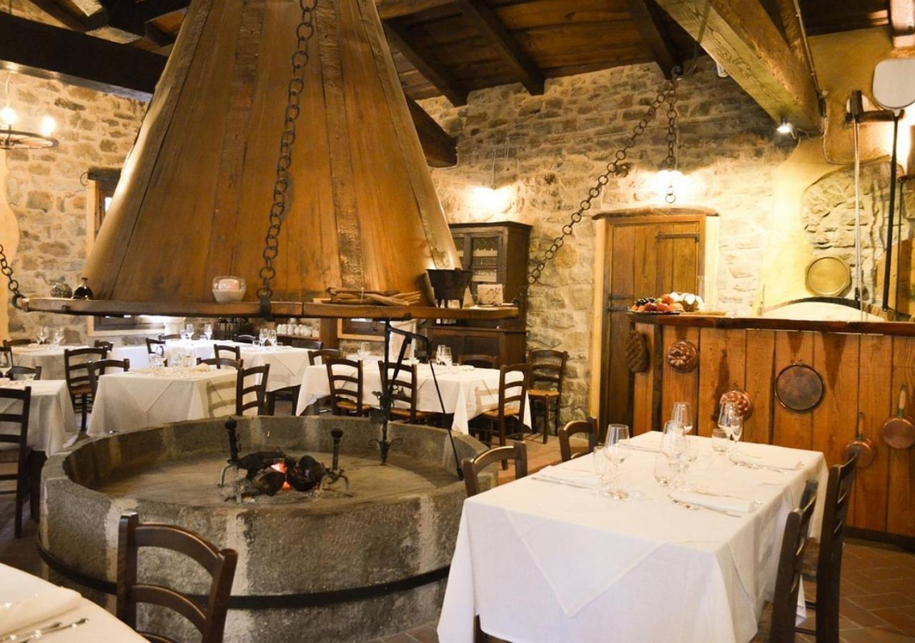 Bed and Breakfast Il Cappellaio Matto Montalto Ligure Экстерьер фото