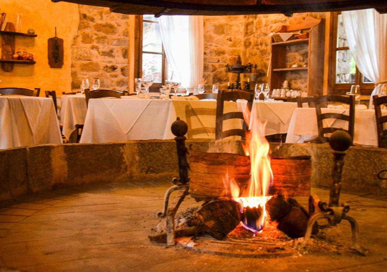 Bed and Breakfast Il Cappellaio Matto Montalto Ligure Экстерьер фото