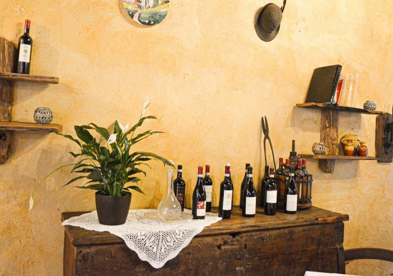 Bed and Breakfast Il Cappellaio Matto Montalto Ligure Экстерьер фото